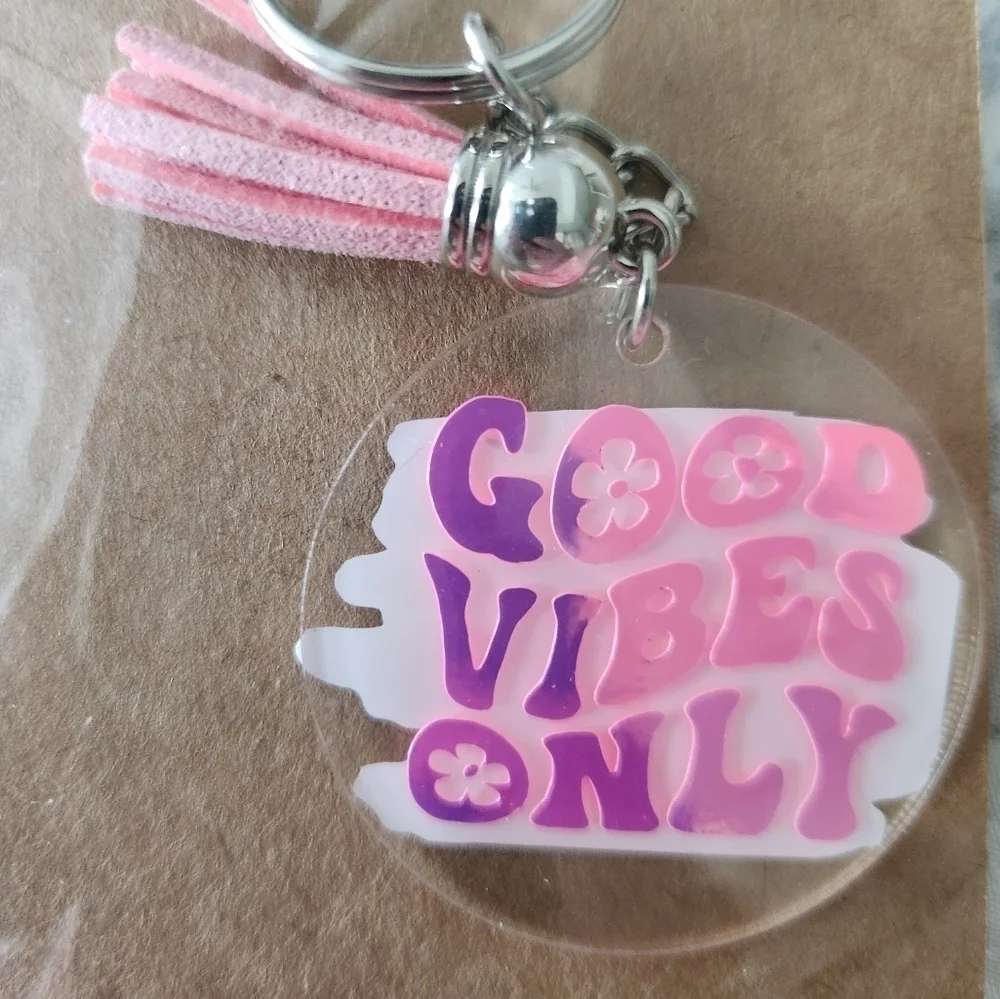 Good Vibes Only KEY CHAIN